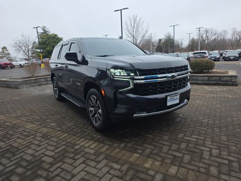 Used 2024 Chevrolet Tahoe LS image 7