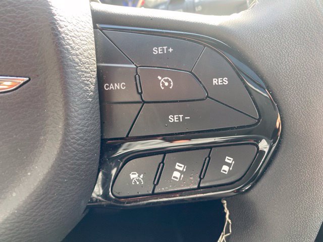Used 2026 Chrysler Pacifica Limited w/ S Appearance Package FWD image 16