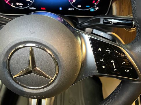 Certified 2025 Mercedes-Benz GLC 300 4MATIC image 28