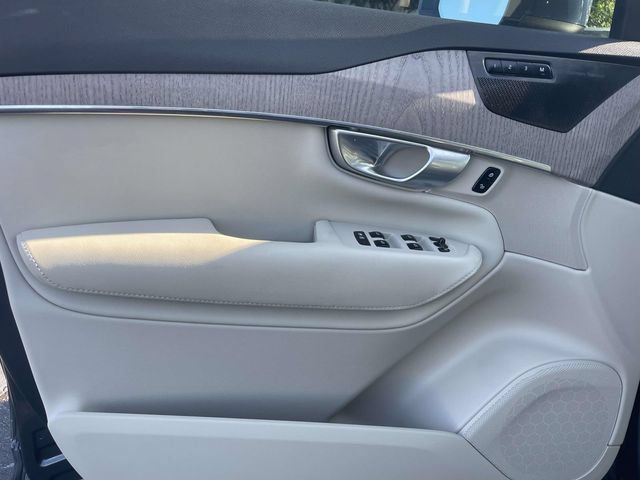 Certified 2024 Volvo XC90 B6 Plus w/ Protection Package Premier AWD/4WD image 15