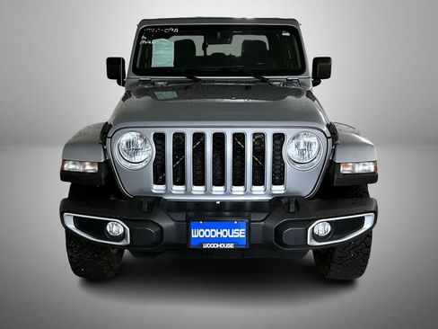Used 2021 Jeep Gladiator Overland AWD/4WD image 2