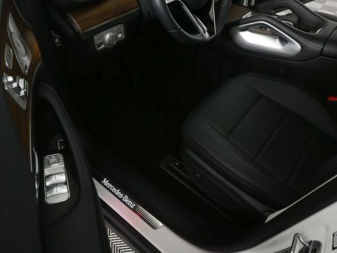 Certified 2026 Mercedes-Benz GLE 350 4MATIC image 7