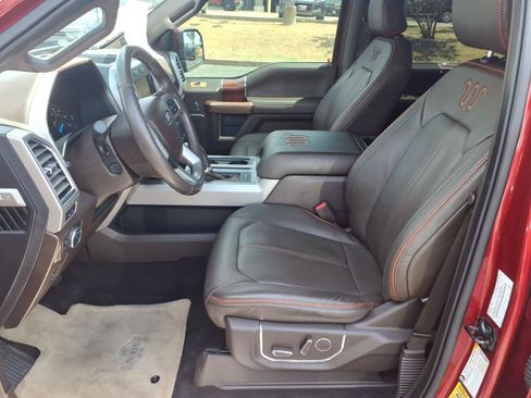 Used 2015 Ford F150 King Ranch w/ Equipment Group 601A Luxury RWD image 9