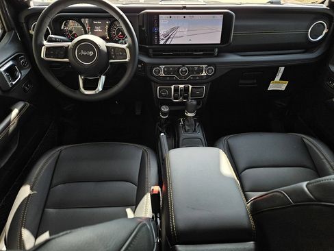 New 2026 Jeep Wrangler Unlimited Sahara AWD/4WD image 9