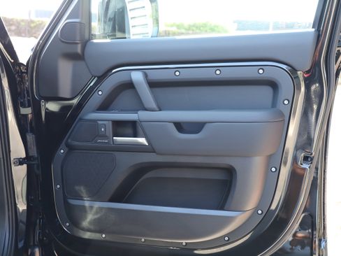 New 2026 Land Rover Defender 130 S AWD/4WD image 9