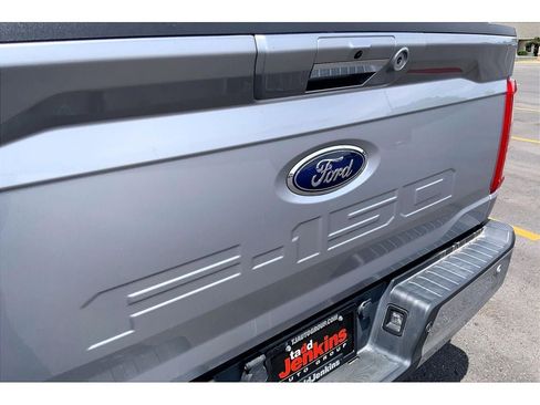 Used 2021 Ford F150 Lariat w/ Equipment Group 502A High AWD/4WD image 9
