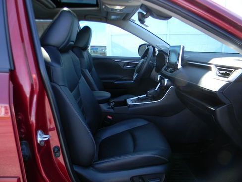 Used 2022 Toyota RAV4 Limited w/ Limited Grade Weather Package AWD/4WD image 26