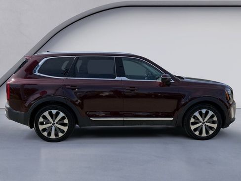 Used 2022 Kia Telluride EX w/ EX Premium Package FWD image 6