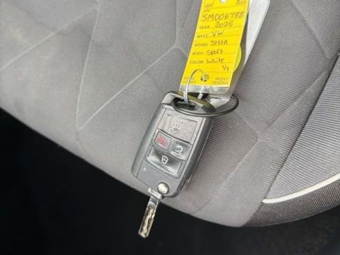 Used 2025 Volkswagen Jetta Sport FWD image 31