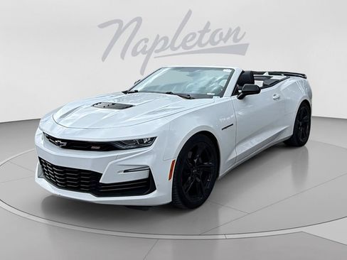 Used 2020 Chevrolet Camaro SS RWD image 1