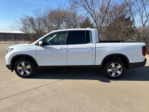 Used 2024 Honda Ridgeline RTL image 2