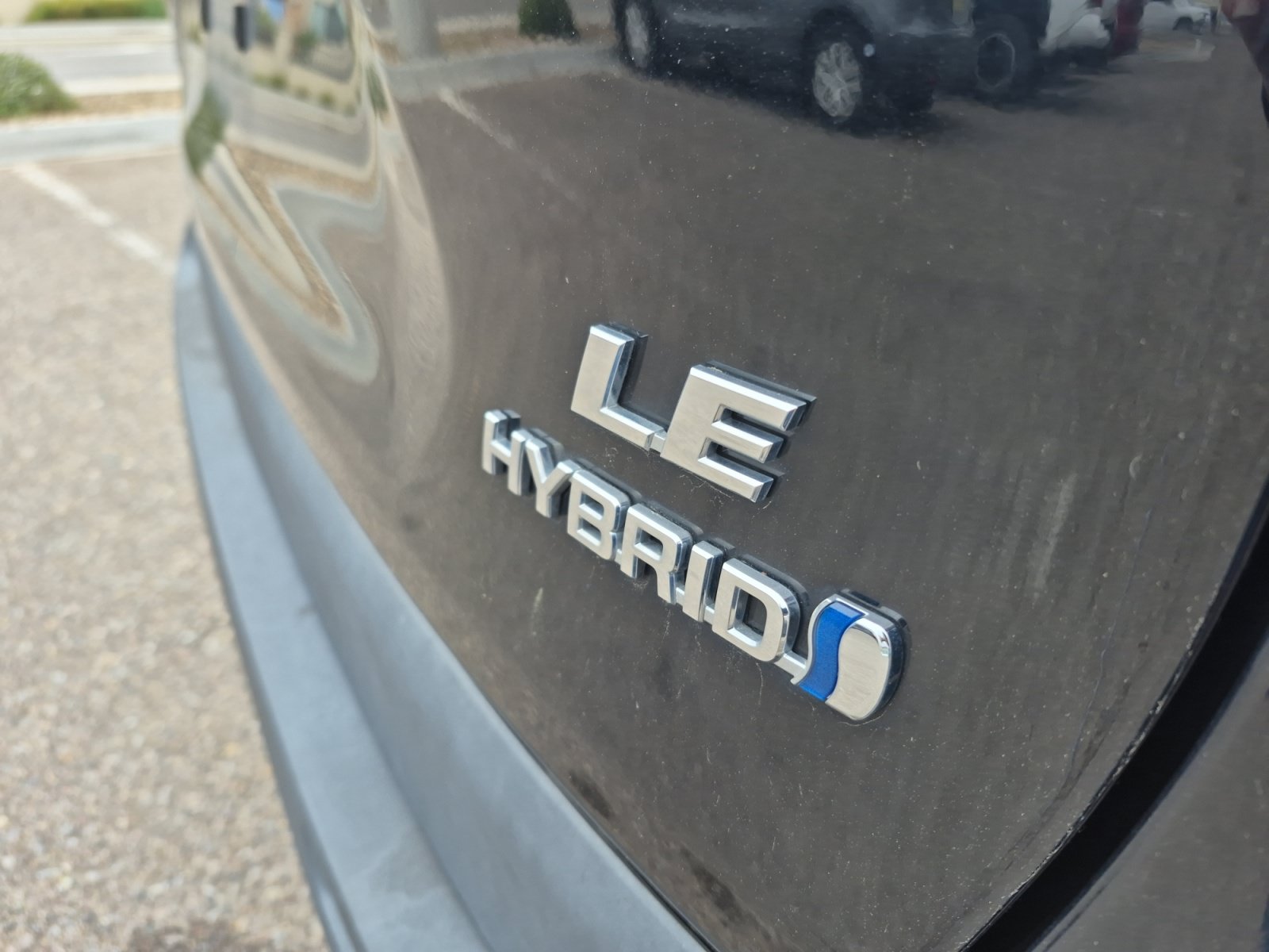 Used 2020 Toyota RAV4 LE w/ All Weather Liner Package AWD/4WD image 22