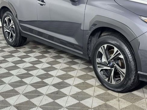 Used 2024 Subaru Crosstrek 2.0i Premium image 12