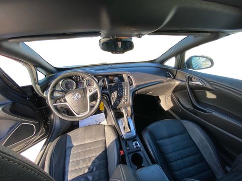 Used 2016 Buick Cascada Premium image 12