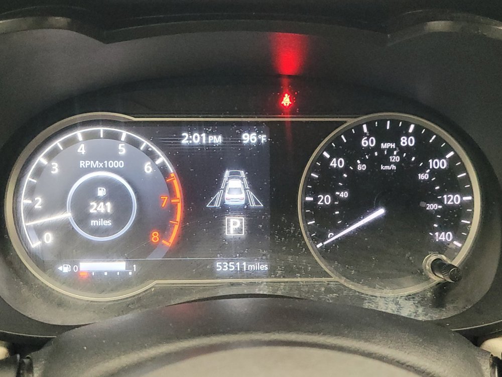 Used 2021 Nissan Versa SV FWD image 23