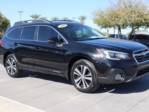 Used 2018 Subaru Outback 3.6R Limited image 3