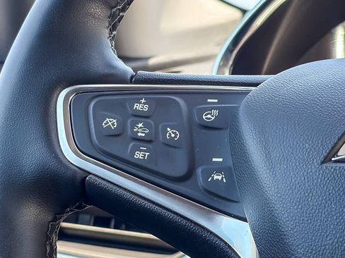 Used 2024 Chevrolet Equinox Premier w/ LPO, Floor Liner Package AWD/4WD image 21