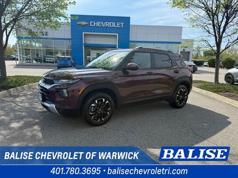 Used 2023 Chevrolet TrailBlazer LT w/ Convenience Package AWD/4WD image 1