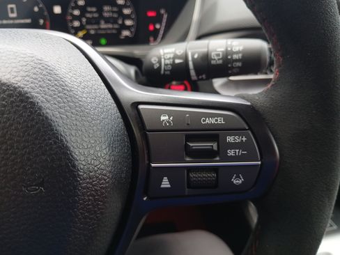 Used 2025 Honda Civic Type R image 13