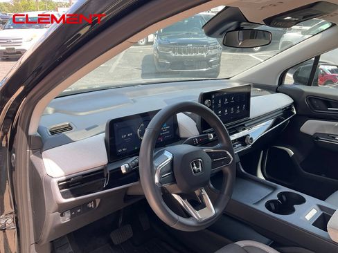 Used 2024 Honda Prologue EX image 21