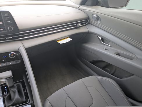 New 2026 Hyundai Elantra SEL Sport Premium FWD image 27