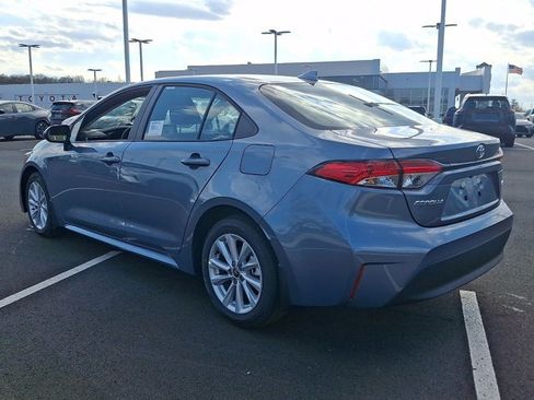 New 2026 Toyota Corolla LE FWD image 4