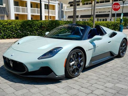 Used 2024 Maserati MC20 Cielo image 2
