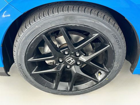 Used 2024 Honda Civic Sport image 11