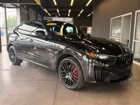 Used 2023 Maserati Levante Modena AWD/4WD image 5