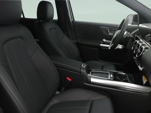 New 2026 Mercedes-Benz GLA 250 image 7