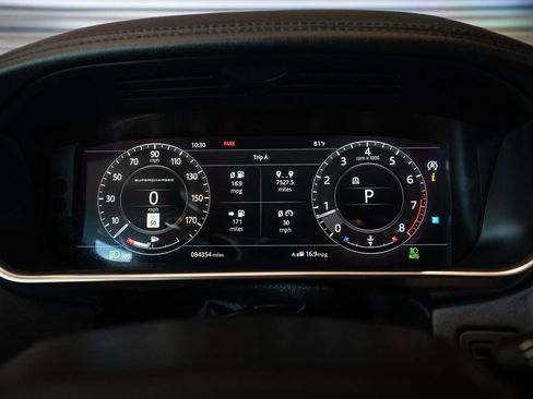 Used 2018 Land Rover Range Rover Long Wheelbase Supercharged AWD/4WD image 14