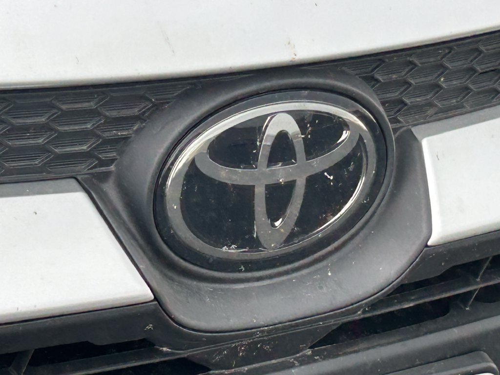 Used 2025 Toyota Corolla LE FWD image 9