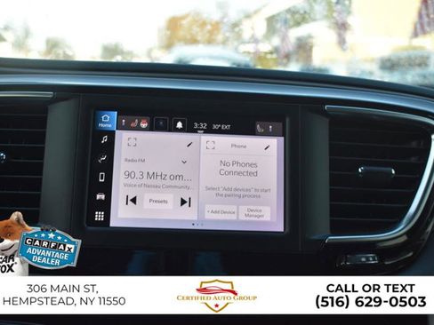 Used 2024 Chrysler Voyager LX image 17