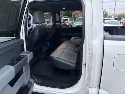 Used 2023 Ford F150 Lariat w/ Trailer Tow Package image 22