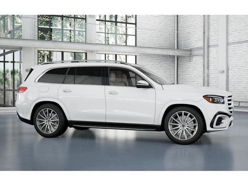 New 2026 Mercedes-Benz GLS 580 4MATIC image 14