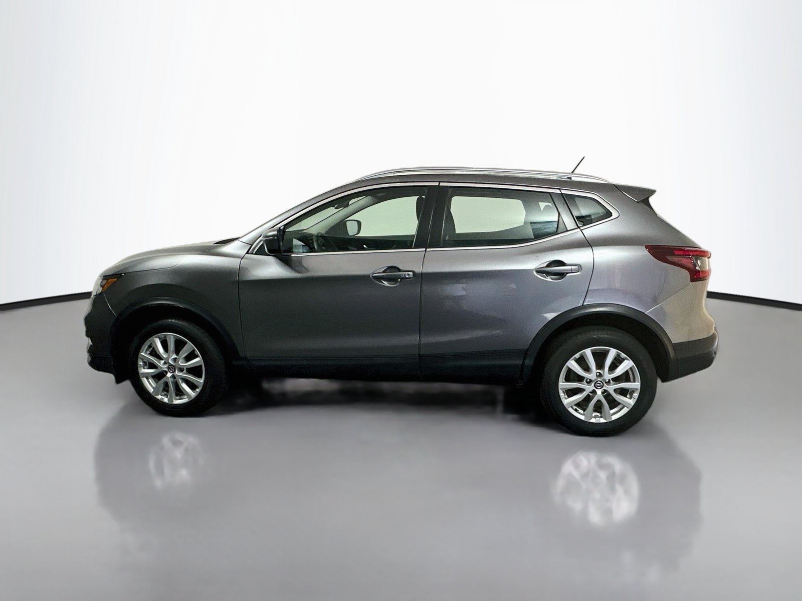 Used 2020 Nissan Rogue Sport SV AWD/4WD image 4
