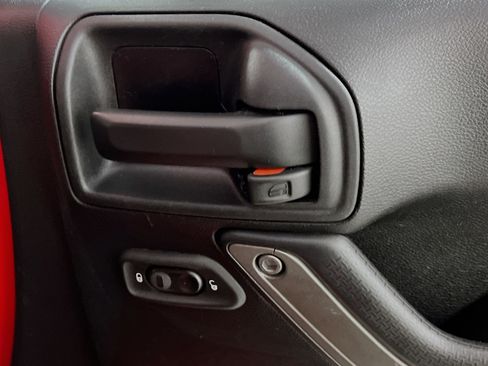 Used 2017 Jeep Wrangler Unlimited Sport w/ Quick Order Package 24S image 29