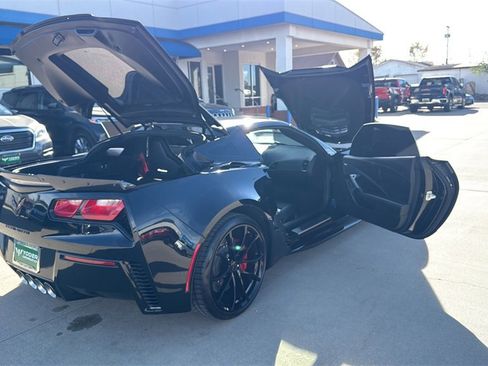 Used 2019 Chevrolet Corvette Grand Sport w/ Carbon Flash Badge Package image 13