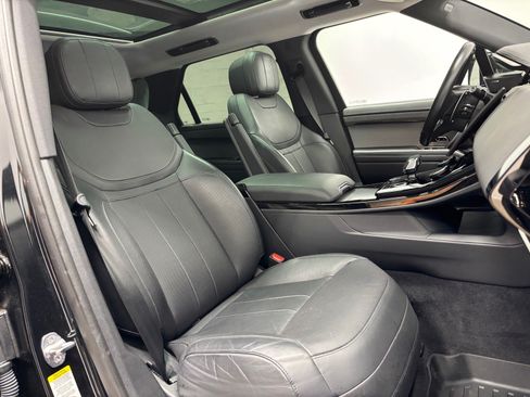 Used 2023 Land Rover Range Rover Sport SE AWD/4WD image 31