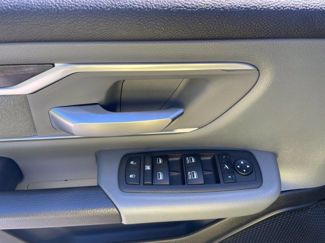 Used 2022 RAM 1500 Big Horn AWD/4WD image 13