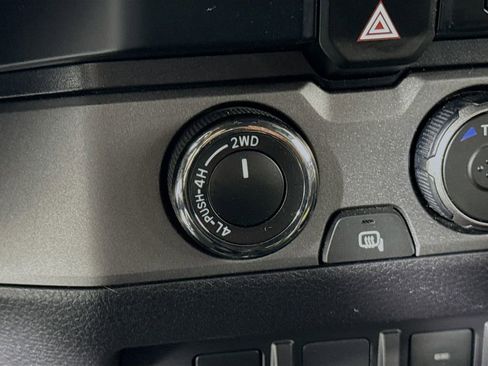 Used 2022 Toyota Tacoma TRD Sport w/ TRD Premium Sport Package AWD/4WD image 14