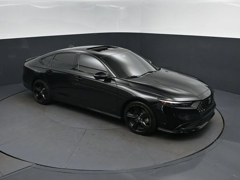 Used 2023 Honda Accord Sport image 36