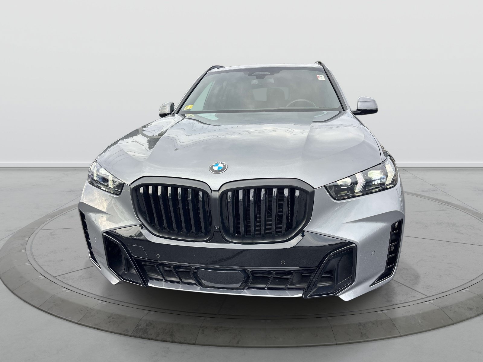 Used 2026 BMW X5 xDrive40i w/ M Sport Package AWD/4WD image 8