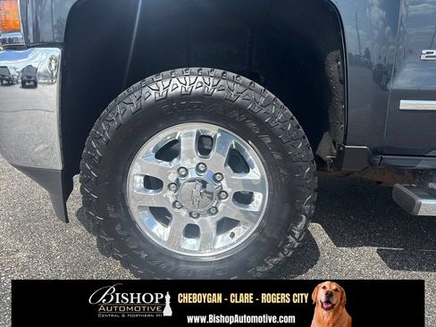 Used 2019 Chevrolet Silverado 2500 LTZ w/ Duramax Plus Package AWD/4WD image 18