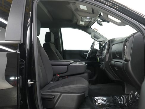 Used 2021 Chevrolet Silverado 1500 Custom image 13