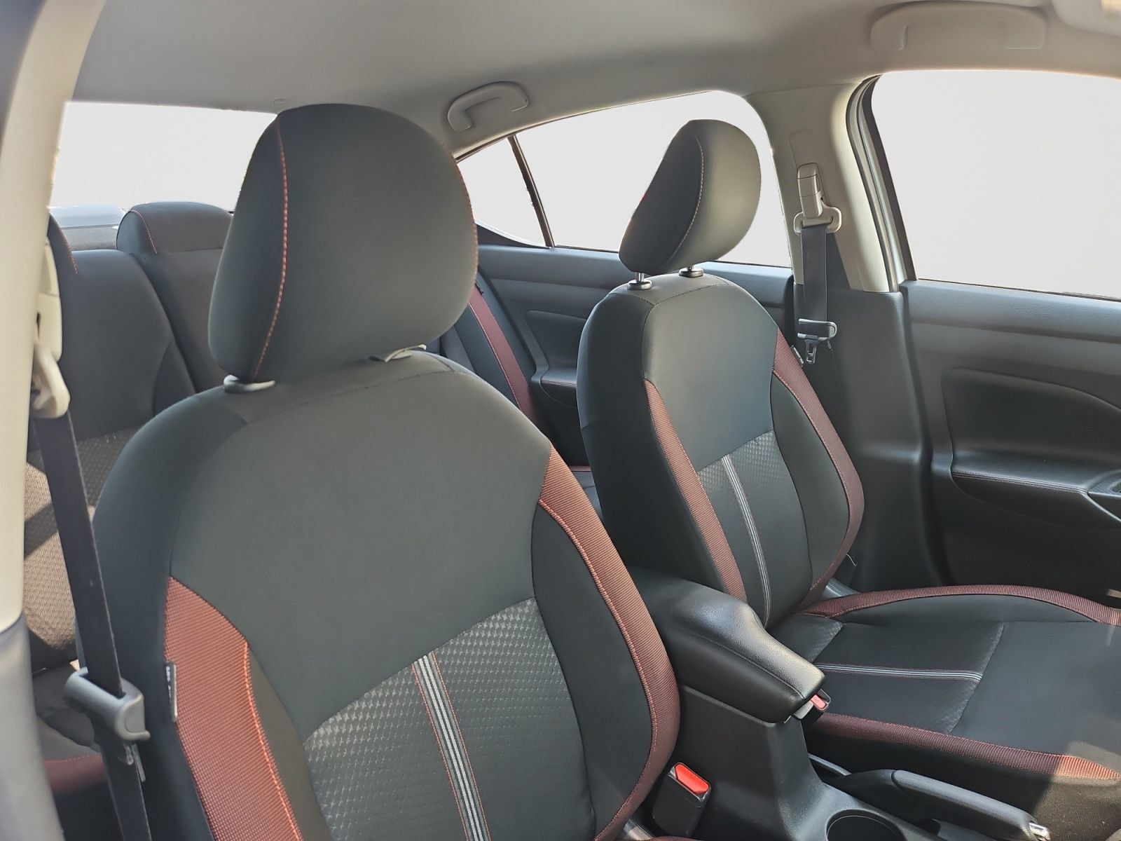Used 2025 Nissan Versa SR w/ Trunk Package FWD image 18