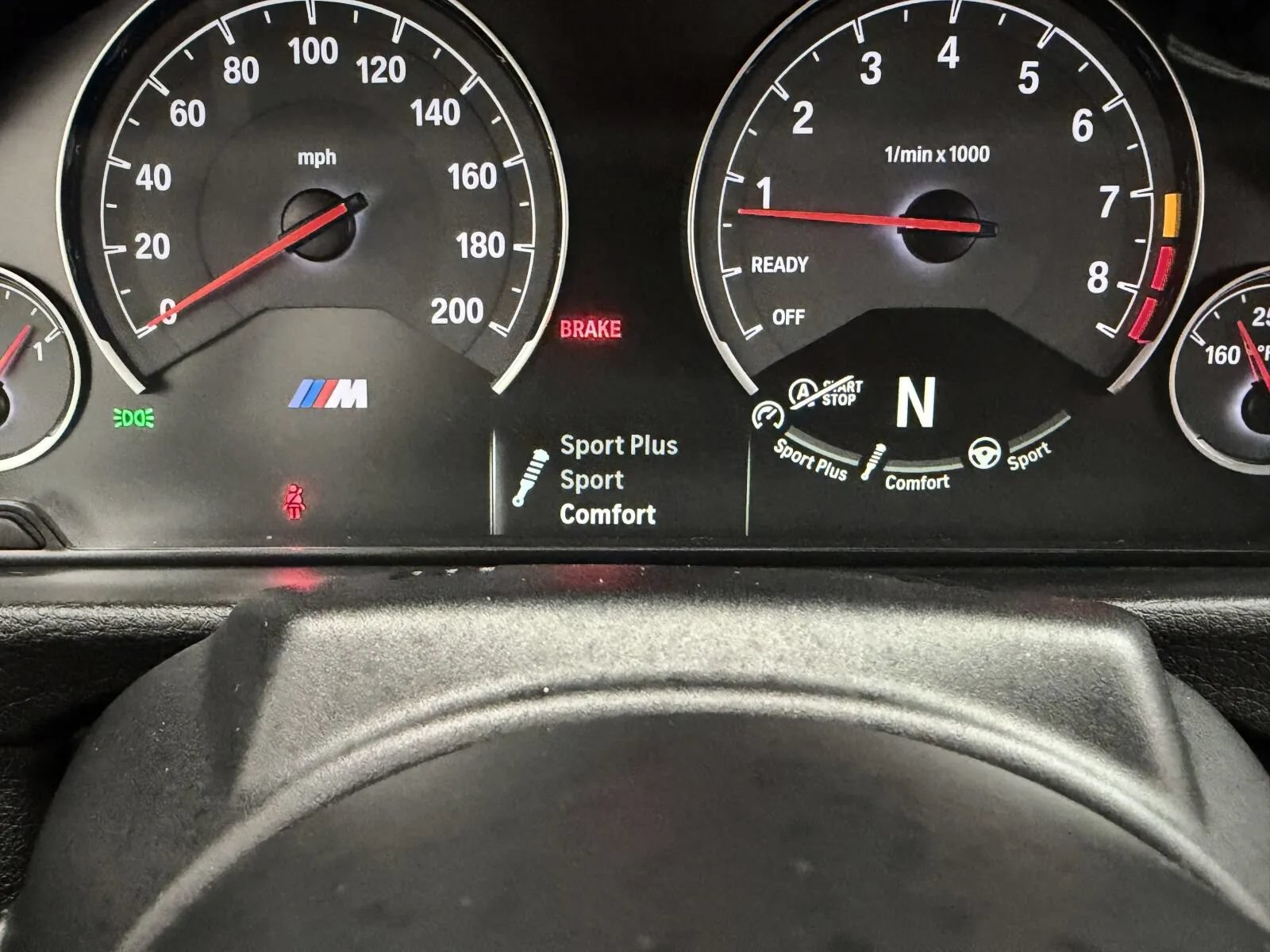 Used 2015 BMW M4 Convertible RWD image 25