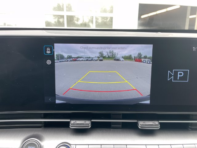 Used 2025 Hyundai Kona SEL FWD image 14