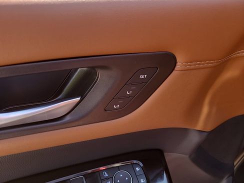 Certified 2025 Nissan Pathfinder Platinum w/ Cargo Package FWD image 21