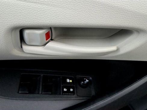 Used 2024 Toyota Corolla LE image 23